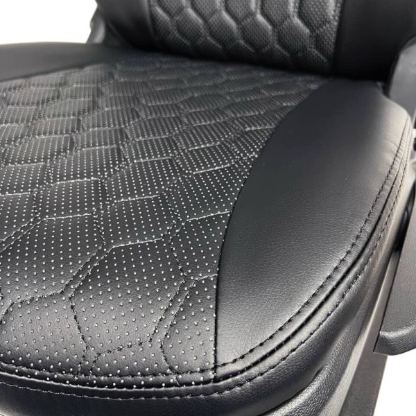 Чехлы Экокожа Ромб на Mitsubishi ASX Чехлы Экокожа Ромб на Mitsubishi ASX